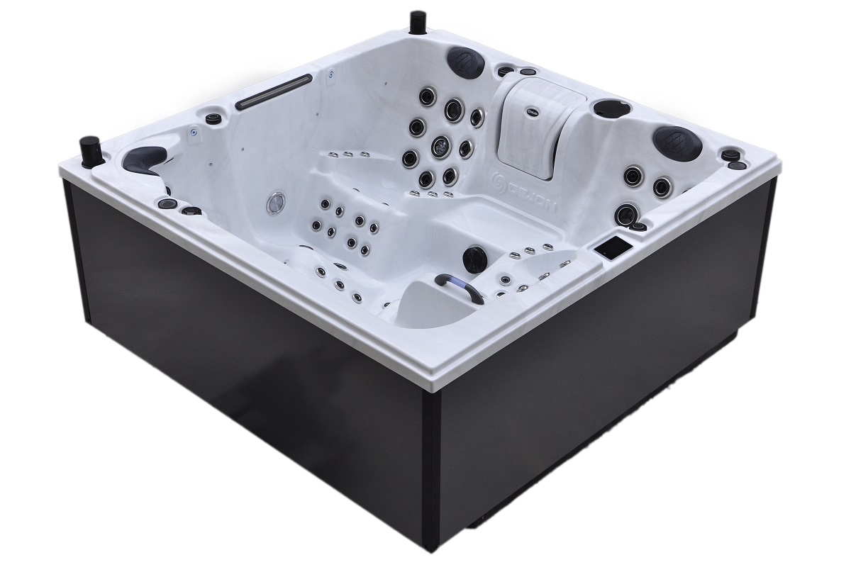 Dejon Holiday Dejon Holiday