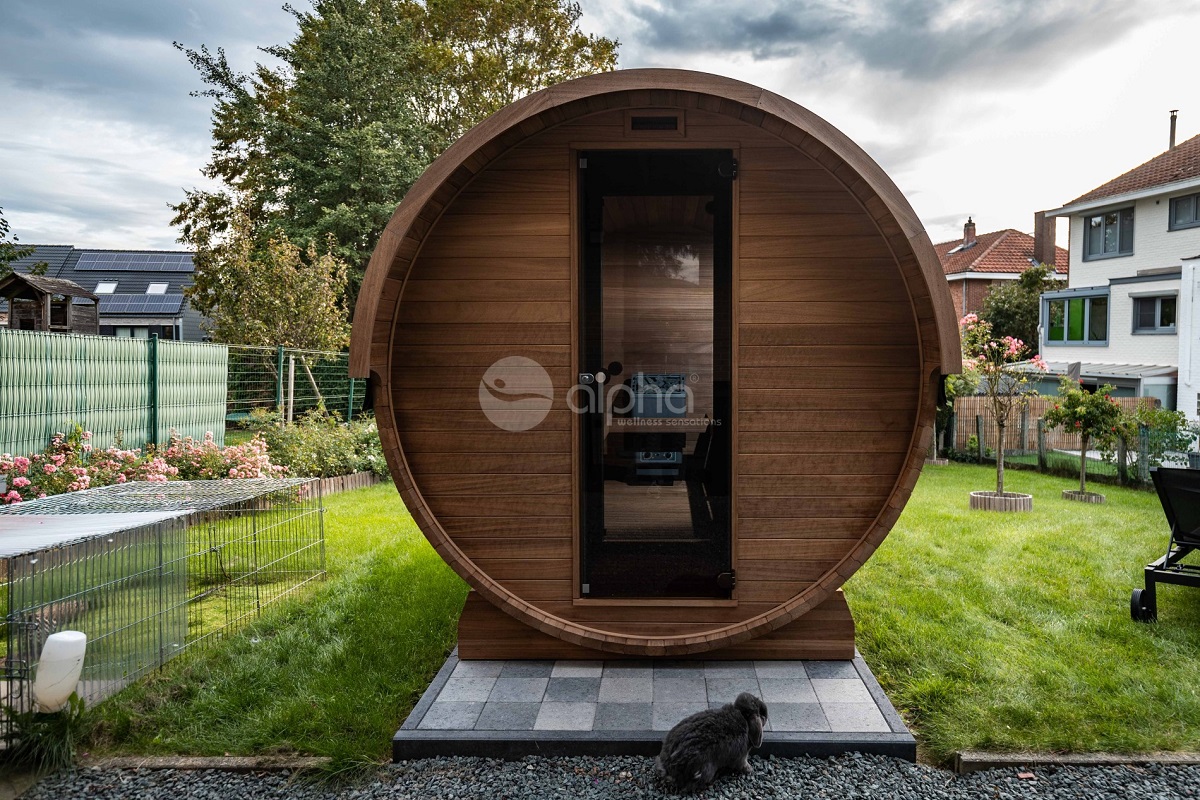 Fass-Sauna Aussenansicht 001 Fass-Sauna Aussenansicht 001