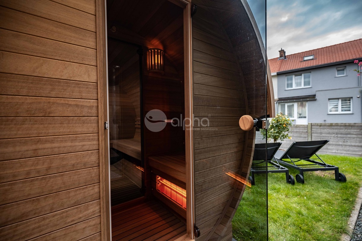 Fass-Sauna Aussenansicht 003 Fass-Sauna Aussenansicht 003